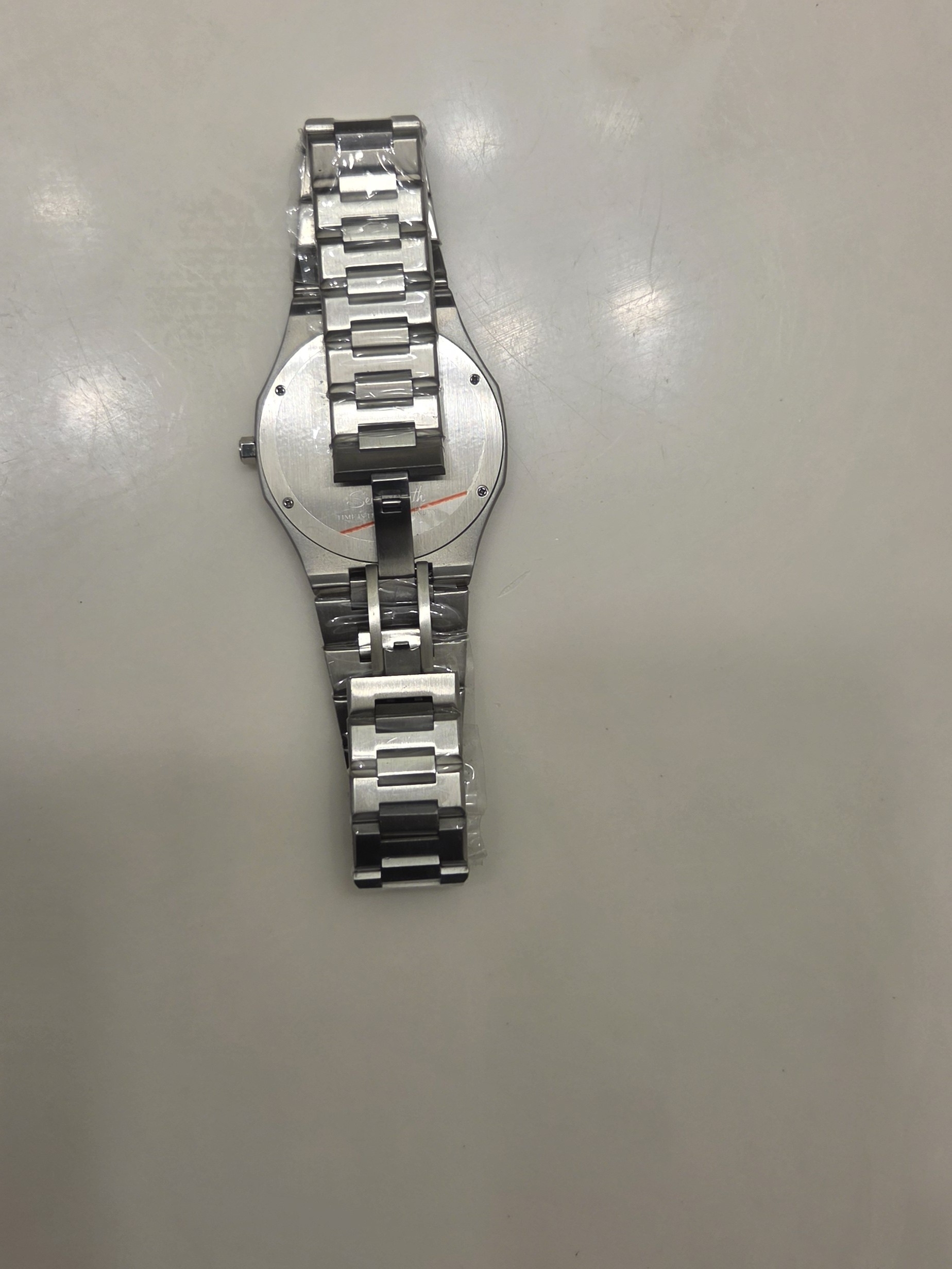 Stainless Steel Mens Bracelet Watch  Silver